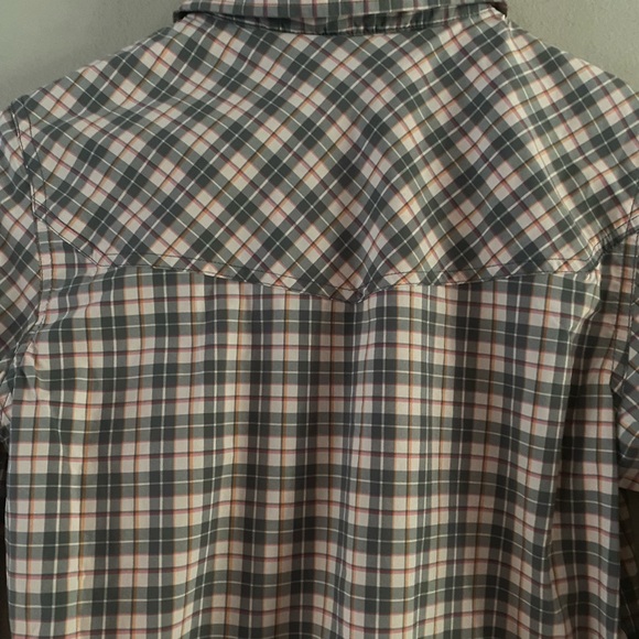 NWT Stio Women’s Eddy Shirt Western Plaid Long Sleeve Pearl Snap Size SMALL - Picture 3 of 13